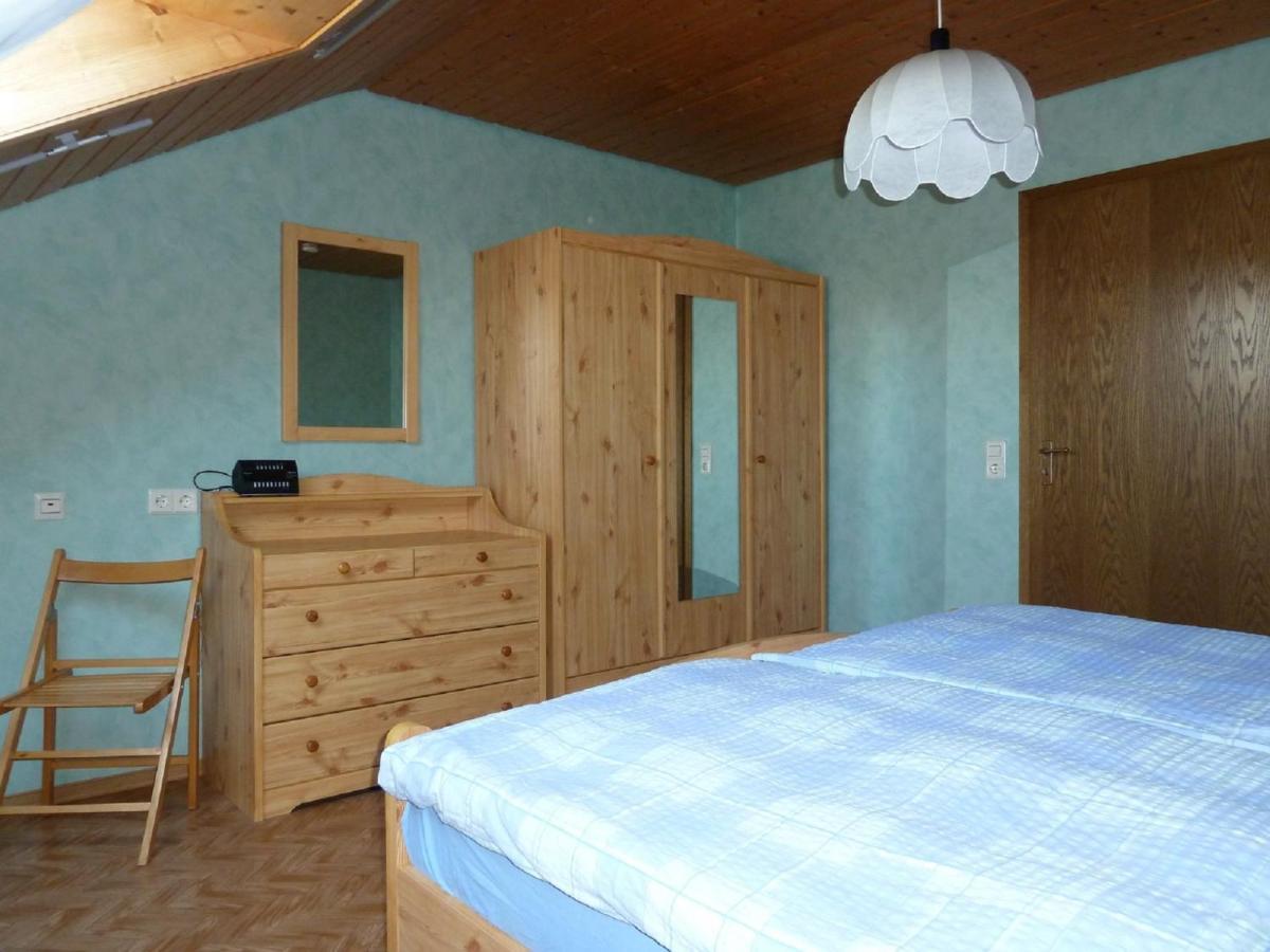 Ferienwohnung Noerpel Igersheim Екстериор снимка
